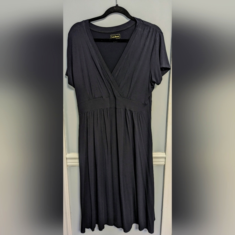 L.L. Bean Knit Little Black Dress Size L